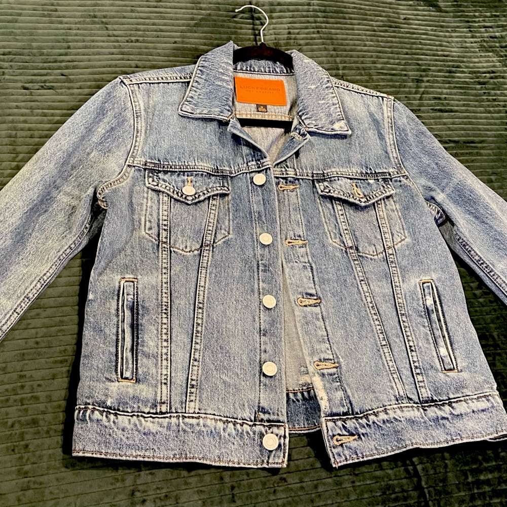 Looking to sell Never Worn, Jean Jacket! $40